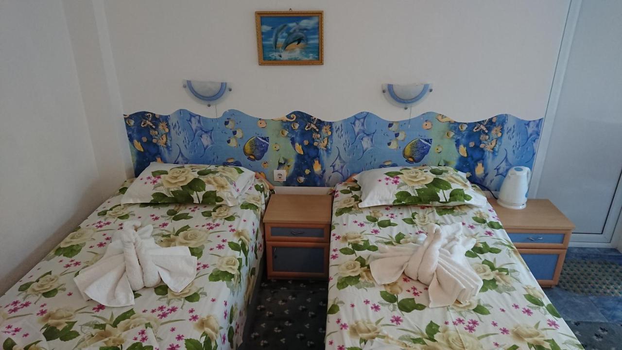 Sianie Guest House Ravda Exterior photo